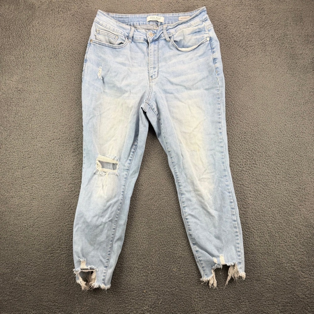 Judy Blue‎ Womens 14W Boyfriend Fit Distressed Light Wash Jeans Raw Hem Denim